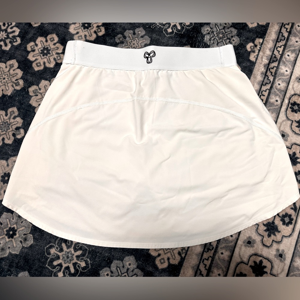 TNAction Aritzia White Skort|Some Medium|